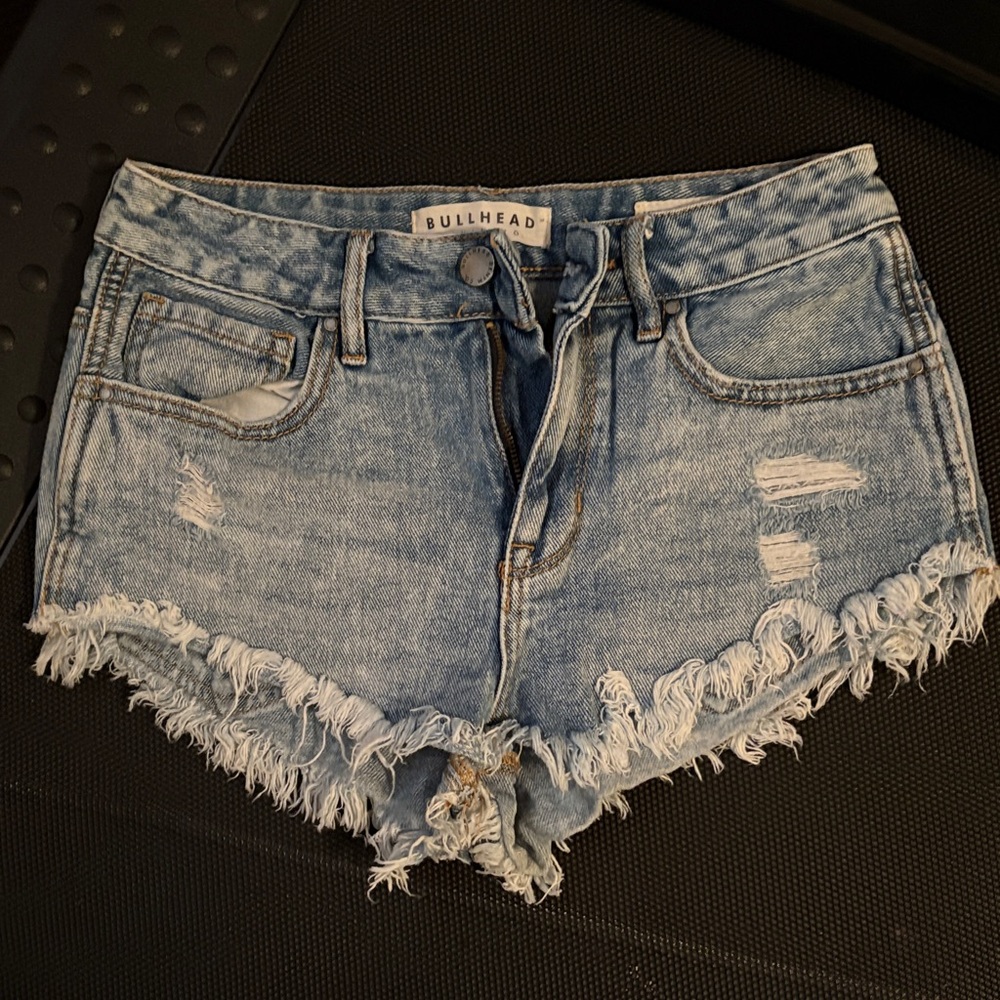 Bullhead Women's Distressed Denim Shorts - Light Blue